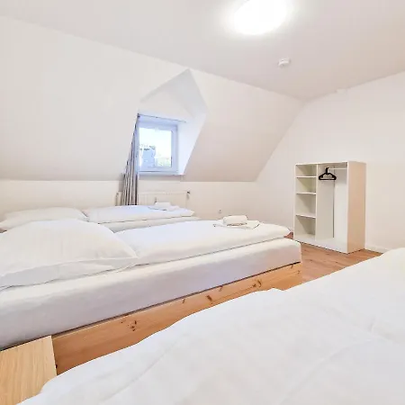 Tolstov - 2 , 3 And 4 - 25 Min Messe Dus Appartamento *