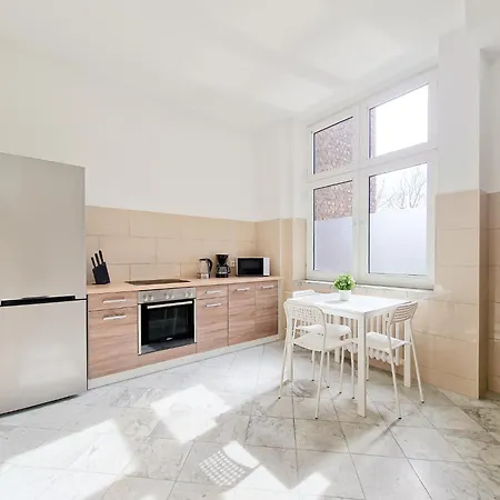 Apartmán Tolstov - 2 , 3 And 4 - 25 Min Messe Dus Duisburg