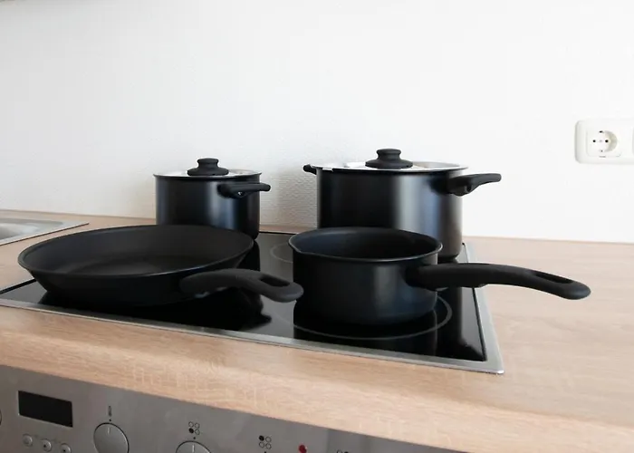 Tolstov - 2 , 3 And 4 - 25 Min Messe Dus Appartamento