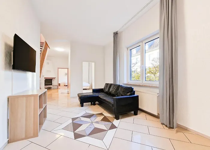 Appartamento Tolstov - 2 , 3 And 4 - 25 Min Messe Dus