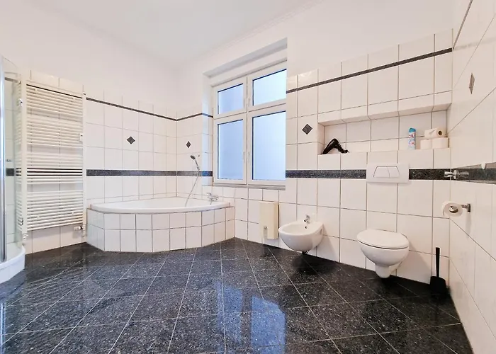 Tolstov - 2 , 3 And 4 - 25 Min Messe Dus Appartamento *